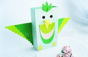 Kelas master. Burung dari kertas berwarna