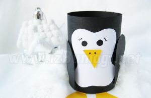 بطريق ورقي ملون