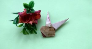 A manigami rabbit made from a bill