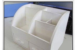 Organizador de mesa de papelão