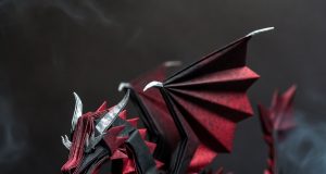 🐉 Оригами-дракон: Создание эпической модели для истинных фанатов фэнтези Финальная работа: реалистичный оригами-дракон в фэнтезийной композиции с детализированным декором.